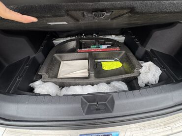 Другой электротранспорт: Электромобиль (кроссовер), белый цвет кузова. Основные особенности: - — 9