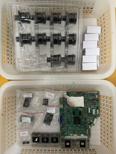 Lampalar: Projektor lampaları və AV receiver Təsvir: - Şəkillərdə müxtəlif — 37