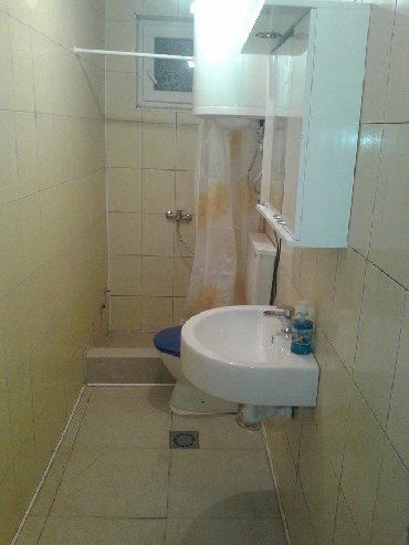 Sobe - Srbija: Soba za zaposlene Palilula
U cenu su uracunati: struja, voda, komuna