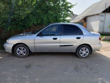 Другие Автомобили: Продаю девио ланос,1999года,объем 1/5,простой мотор,коробка передачи