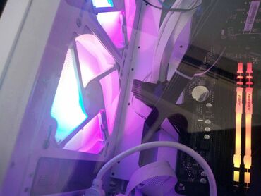 Desktop računari i radne stanice: Gejmer Ryzen 5-Perfektan White Povoljno--Odlican Moderan svetleci — 4