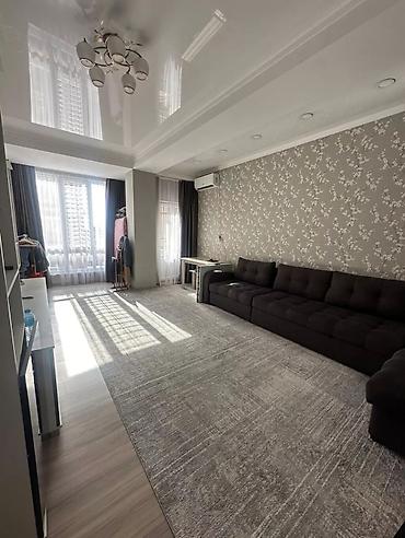Продаю мягкую мебель длина 4 метра at lalafo.kg Продаю мягкую мебель длина 4 метра