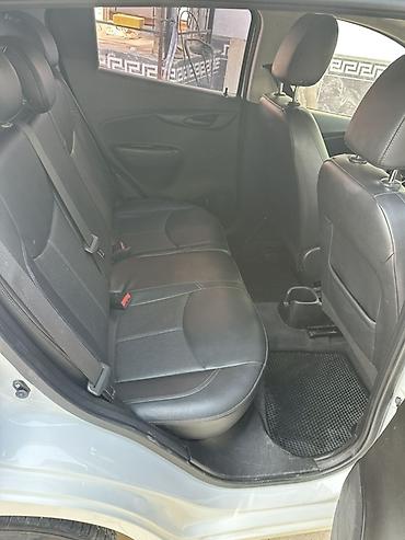 Chevrolet: Chevrolet Spark: 2017 г., 1 л, Вариатор, Бензин, Хэтчбэк — 16