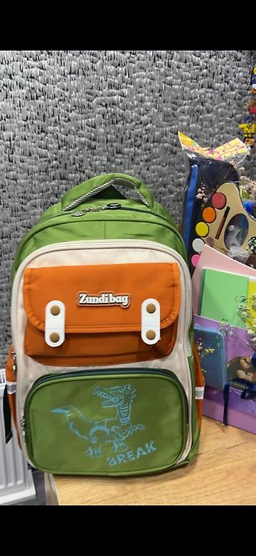 brend mekteb cantalari: Zundibag uşaq məktəb çantası yenidir içinin doldurma kağızınacan qalıb — 1