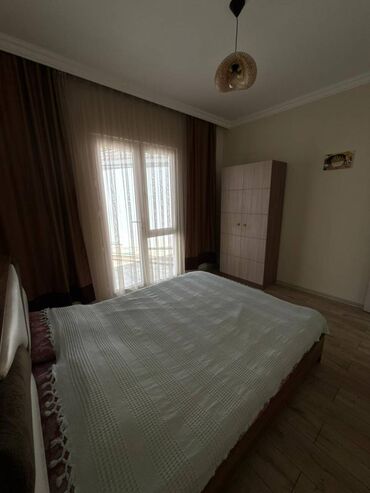 Həyət evləri və villaların satışı: Şüvəlan qəs. 4 otaqlı, 100 kv. m, Yeni təmirli -da lalafo.az — 4 Həyət evləri və villaların satışı: Şüvəlan qəs. 4 otaqlı, 100 kv. m, Yeni təmirli — 4