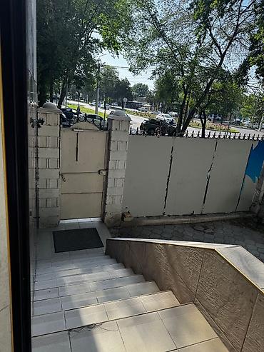 Аренда офисов: Аренда офисов, 120 м², В жилом комплексе, 1 линия, С отдельным входом, С отдельным сан узлом — 3