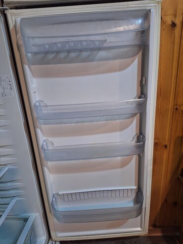 Soyuducular: İşlənmiş 2 qapılı Indesit Soyuducu Satılır, rəng - Ağ — 4