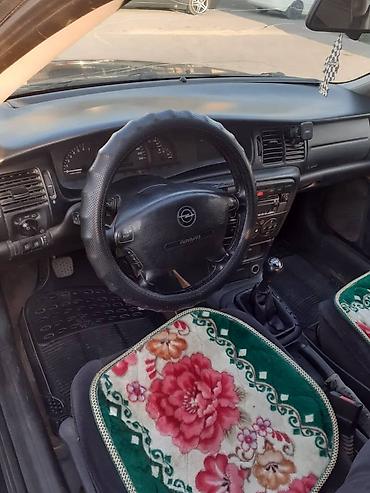 Opel: Opel Vectra: 2002 г., Механика, Бензин — 4