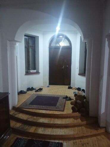 Həyət evləri və villaların satışı: 4 otaqlı, 280 kv. m, Kredit yoxdur, Orta təmir — 8