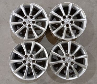 Диски: Литые Диски R 17 Toyota, отверстий - 5