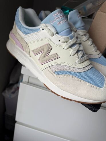 женские спортивные балетки: Кроссовки, 38.5, New Balance, Новый, цвет - Белый, Самовывоз