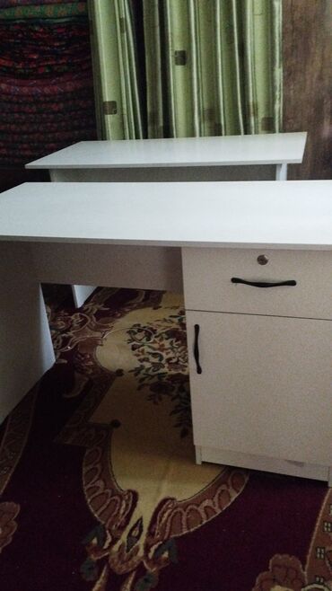 мебель реставрация: Офисный Стол, цвет - Белый, Новый
