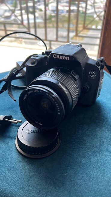 Fotokameralar: Canon EOS 650D cox az istifade olunub her seyi var