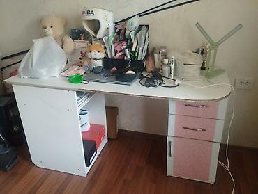 office table: Письменный/рабочий стол с асимметричной столешницей. - Цвет: белый — 1