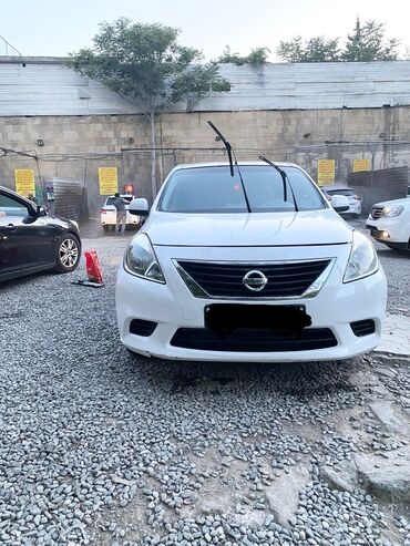 nissan sunny satilir: Nissan Sunny: 1.5 l | 2013 il Sedan