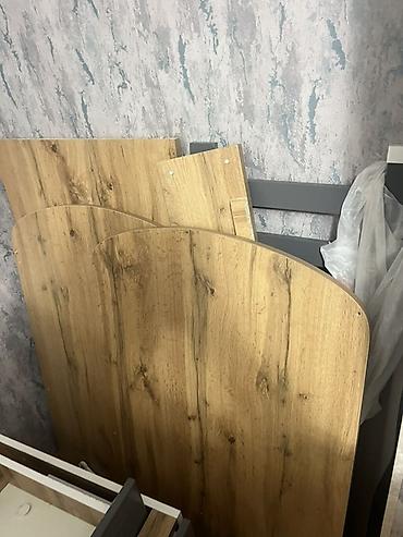 Mebel dəsti – taxta dekorlu, boz detallı - Tərkib: yataq çərçivəsi