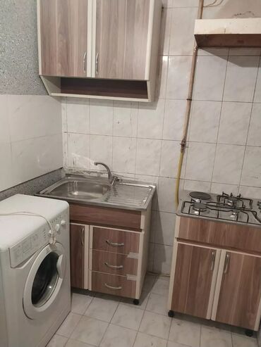 Uzunmüddətli kirayə mənzillər: Otaq yoladaṣi axtarilir Ev elmlərdə metroya 10 dəqiqəlik məsafədə