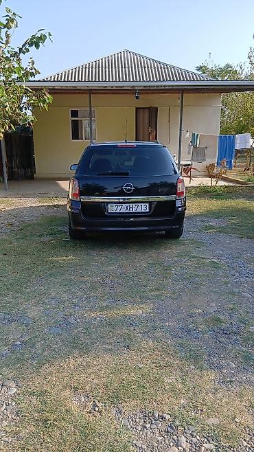 xəzər maşın: Opel Astra: 1.3 l | 2008 il 307000 km Universal — 6