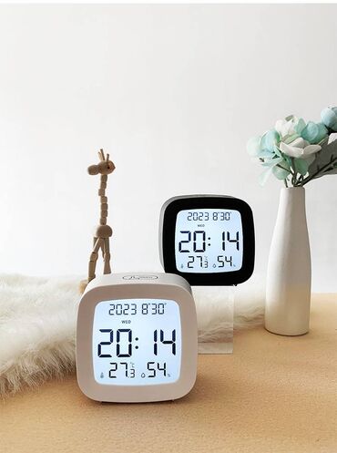 смарт часы наушники: Компактные настольные часы с ЖК-дисплеем и будильником В двух