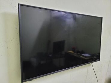 Televizorlar: 105 sm genis ekran,Son model Led Almaniya brendi Hisense led tvteze