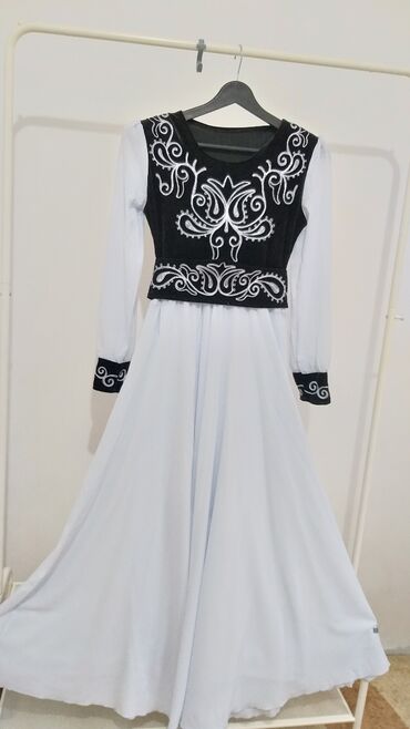 платья на кыз узату: Вечернее платье, А-силуэт, Длинная модель, С рукавами, S (EU 36)