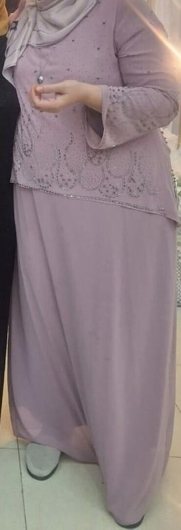 женские халаты с капюшоном: Mauve/lilac rəngdə zərif ziyafət abajuru – ikiqat dizaynlı uzun paltar