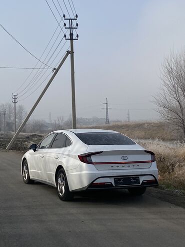 Hyundai: Hyundai Sonata: 2021 г., 2 л, Автомат, Газ, Седан — 5