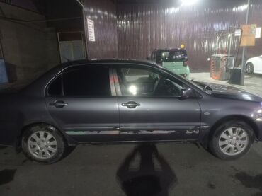 Mitsubishi: Mitsubishi Lancer: 2004 г., 1.6 л, Механика, Бензин, Седан — 3