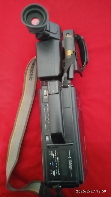 Видеокамеры: Продам две видеокамеры за 3000 сом — 2