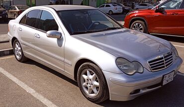 бампера гольф 2: Mercedes-Benz 200: 2 l | 2003 il Sedan