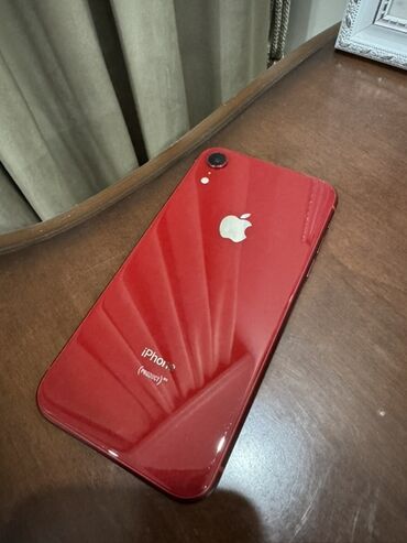 black chark: IPhone Xr, 64 ГБ, Красный
