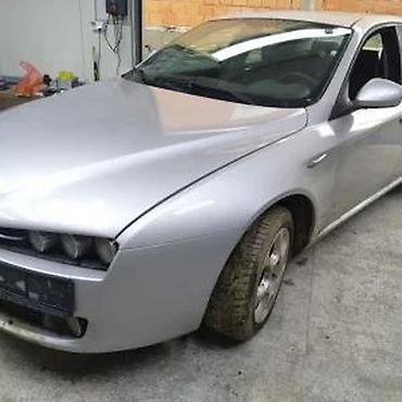 lancia ypsilon 2005: Alfa Romeo 159 branik prednji kod boje 565/A. Alfa Romeo 159 branik — 1