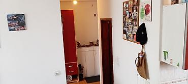 stan za prodaju beograd: Izdajem stan u Beogradu, (Zemun, gornji grad). Stan poseduje 40m2 i — 3