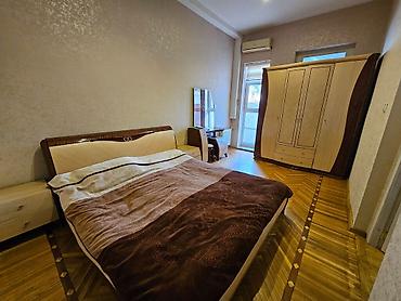 Həyət evləri və villaların satışı: 4 otaqlı, 2 kv. m — 4