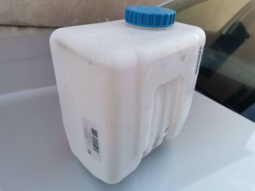 Auto delovi: Posuda prskalice brisaca sa motorom Lada 2121,21213,21214 Niva, Lada — 6