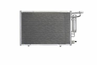 Digər radiatorların növləri: Hyundai-Kia üçün kondisioner radiatoru — 1