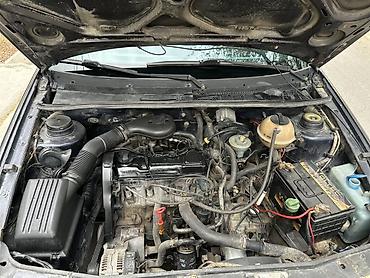 бампер венто: Volkswagen Vento: 1993 г., 1.8 л, Седан — 7