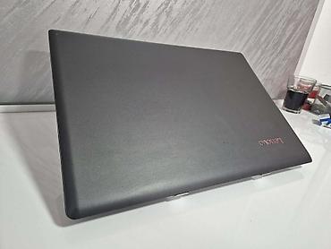 Lenovo: Intel Core i3, 17.3 " — 7