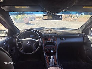 skyline gtr: Mercedes-Benz C-Class: 2004 г., 2.2 л, Механика, Дизель, Седан — 5