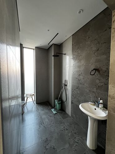 Həyət evləri və villaların satışı: 6 otaqlı, 350 kv. m, Yeni təmirli — 20