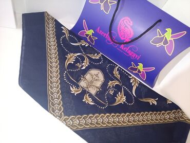 Baş geyimləri: 6 ədəd şal kələğayı Cəmi : 24 Azn.Bir ədədi 4 Azn-dən — 2