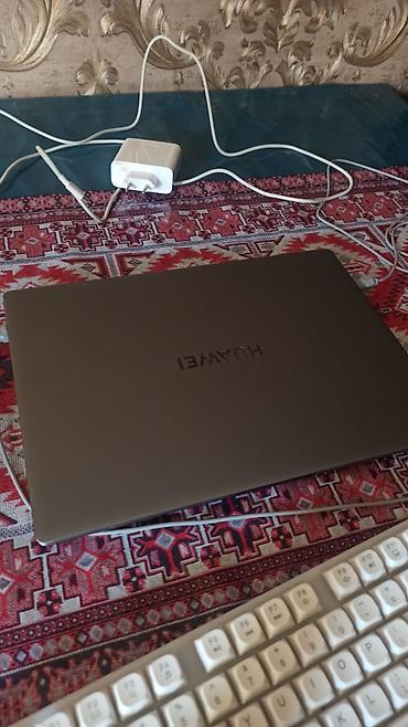 ipohone 14: Huawei MateBook D14 noutbuku - Model: Huawei MateBook D14 (14") - — 2