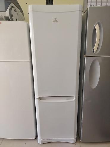 İşlənmiş 2 qapılı Indesit Soyuducu Satılır, rəng - Ağ, Təkərli