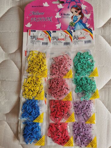 šnalice za devojčice: Silikonske gumice za kosu, 1 paketic 50 din, u paketicu ima oko 50
