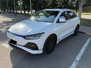BYD: BYD E2: 2023 г., Электромобиль, Хэтчбэк — 1