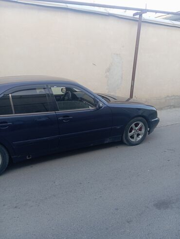 Mercedes-Benz: Mercedes-Benz CE-Class: 2000 г., 2 л, Механика, Бензин, Седан — 8