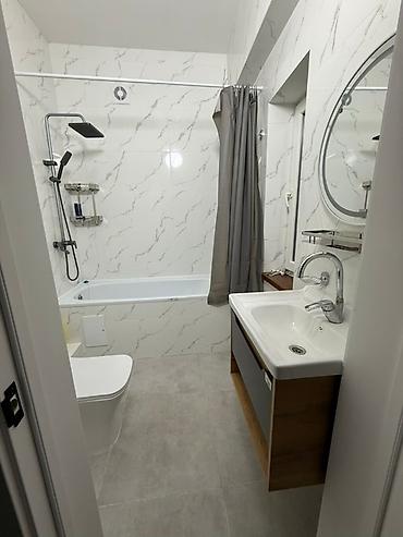 1 bedroom: 4 комнатная Просторная квартира с современным ремонтом, включающая — 8