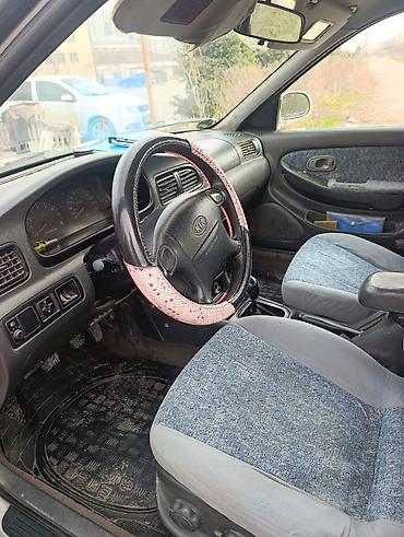 Kia: Kia Clarus: 1999 г., Механика, Седан — 5
