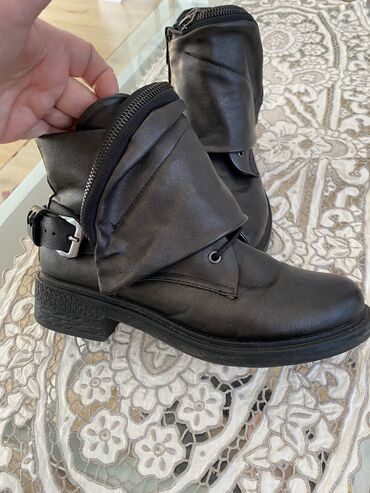 labrador zenske cizme: Ankle boots, 38