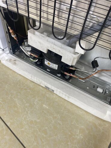 Холодильники: Холодильник Beko, Новый, Двухкамерный, 60 * 210 * 60, С рассрочкой — 12